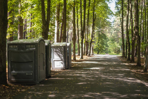 Portable Toilet Options We Offer in Baldwyn, MS