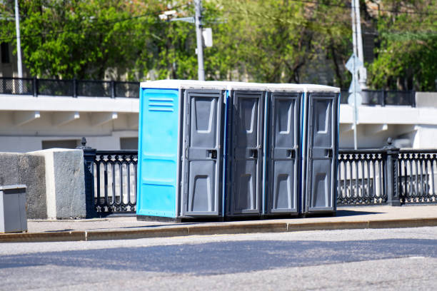 Best Portable restroom trailer rental  in Baldwyn, MS